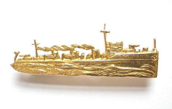 Royal Navy Battleship 1919 hallmarked gold sweetheart brooch