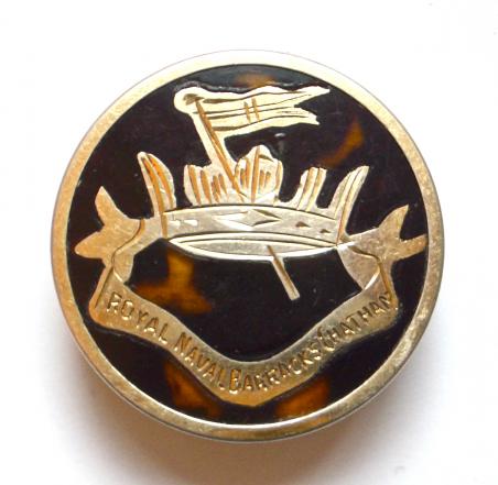 Royal Naval Barracks Chatham 1915 hallmarked silver sweetheart brooch