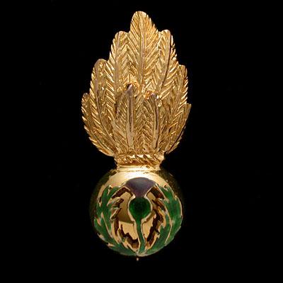 Royal Scots Fusiliers 1967 gold regimental brooch by Garrard