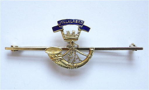 Somerset Light Infantry gold and enamel sweetheart brooch