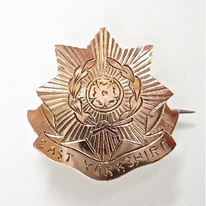 East Yorkshire Regiment gold on silver sweetheart brooch