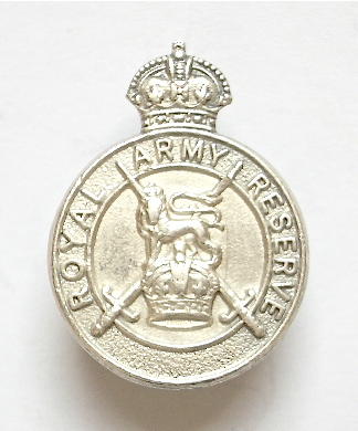 Royal Army Reserve 1938 hallmarked silver lapel badge