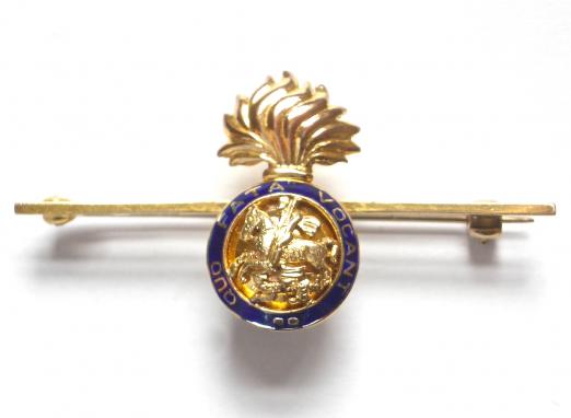 Northumberland Fusiliers 1952 hallmarked gold regimental brooch