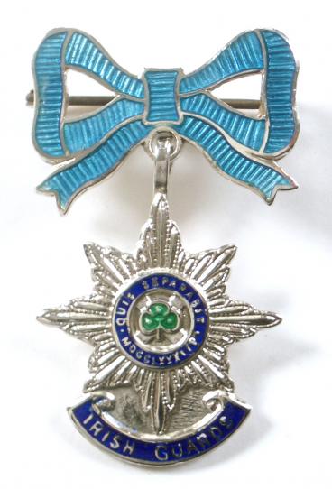 WW2 Irish Guards Silver & Enamel Bow Suspension Sweetheart Brooch.