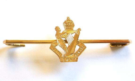 WW1 North Irish Horse Gold Yeomanry Regimental Sweetheart Brooch.