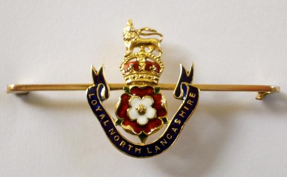 WW1 Loyal North Lancashire Regiment, 15ct Gold & Enamel Sweetheart Brooch.