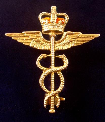 EIIR Princess Marys Royal Air Force Nursing Service 1979 Hallmarked Gold & Enamel PMRAFNS Brooch.