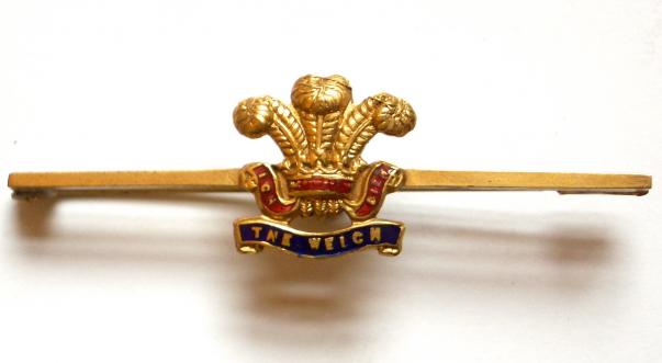 WW2 Welch Regiment Gilt & Enamel Sweetheart Brooch.