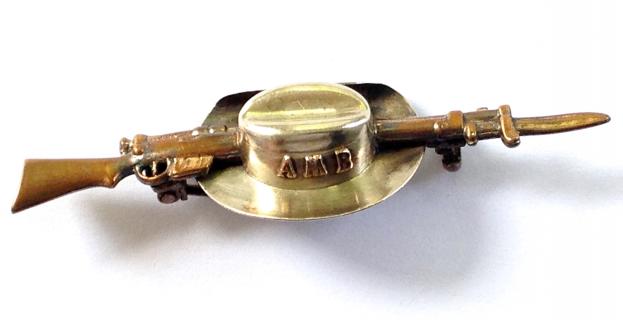 Boer War Australian Mounted Brigade, Slouch Hat Rifle Sweetheart Brooch.