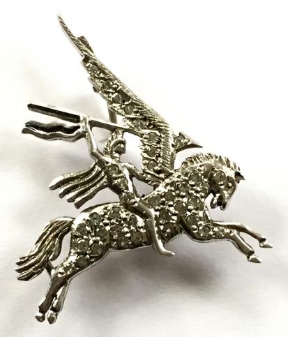Parachute Regiment Airborne Pegasus Paste Diamond Regimental Sweetheart Brooch.