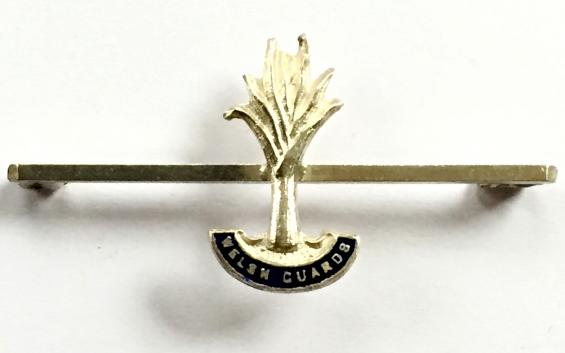 WW2 Welsh Guards Regimental Silver & Enamel Sweetheart Brooch.