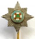 EIIR Irish Guards 1959 Hallmarked Gold & Enamel Regimental Cravat Pin & Presentation Case by Garrard & Co, London.
