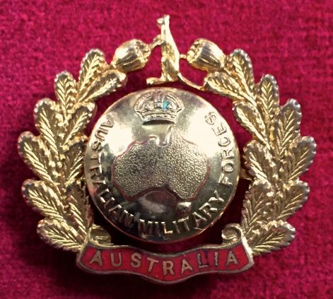 WW1 Australian Military Forces Button & Kangaroo Regimental Sweetheart Brooch.