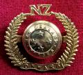 WW1 New Zealand Military Forces Regimental Button Sweetheart Brooch.