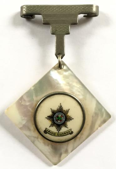 WW2 Irish Guards Mother of Pearl Deco Sweetheart Brooch.