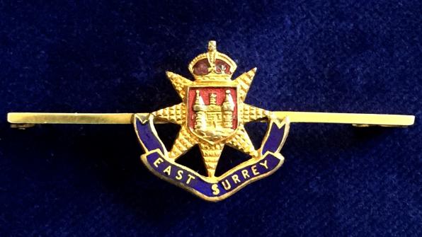 WW2 East Surrey Regiment Gilt & Enamel Sweetheart Brooch or Tiepin.