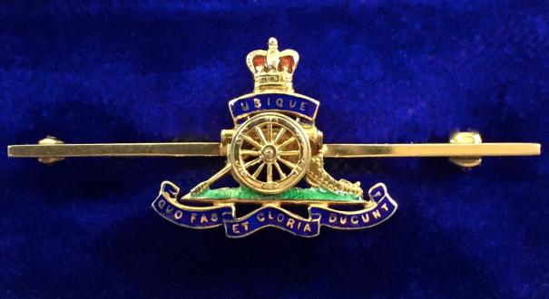 EIIR Royal Artillery 1965 Hallmarked Gold & Enamel RA Regimental Sweetheart Brooch by Garrard & Co, London.