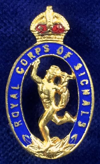 WW2 Royal Corps of Signals Gilt & Enamel Sweetheart Brooch.