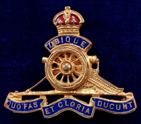 WW1 Royal Artillery Brass & Enamel Sweetheart Brooch with Revolving Wheel.