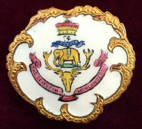 WW1 Seaforth Highlanders (Ross-shire Buffs) Hand Painted Enamel Scottish Sweetheart Brooch.