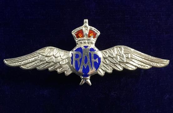 WW2 Royal Air Force Pilot's Wing Silver & Enamel RAF Sweetheart Brooch.