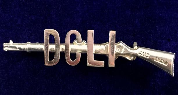 WW1 The 'Duke of Cornwalls Light Infantry' 1915 Hallmarked Silver 'DCLI' Rifle Sweetheart Brooch by Adie & Lovekin Ltd.