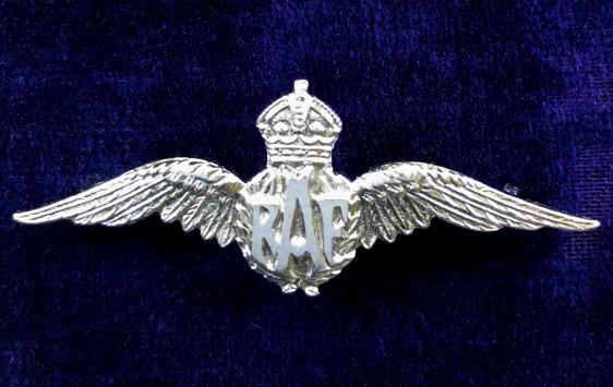 WW2 Royal Air Force Pilot's Wing Chromium Plated RAF Sweetheart Brooch.