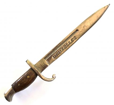 WW1 Bruxelles Miniature Bayonet sweetheart battle brooch  60mm