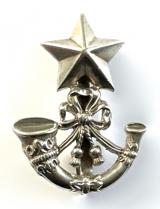 Cameronians (Scottish Rifles) silver sweetheart brooch