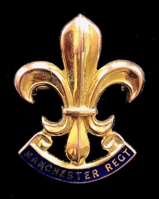 Manchester Regiment Fleur de lys gold sweetheart brooch