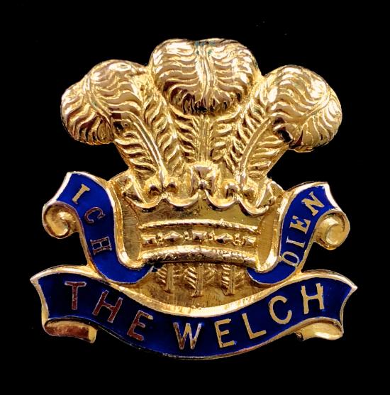 Welch Regiment 1967 Gold and Enamel brooch by Turner & Simpson