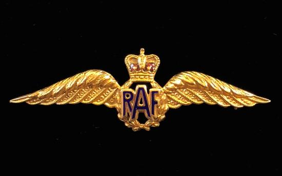 EIIR Royal Air Force 1984 gold RAF wing sweetheart brooch