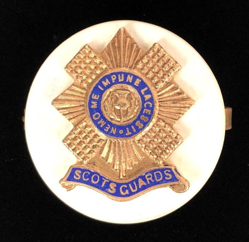 Scots Guards mother of pearl regimental sweetheart brooch