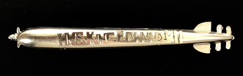 Royal Navy HMS King Edward VII 1915 Hm silver torpedo pin badge
