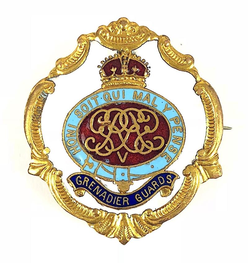 WW1 Grenadier Guards white faced enamel sweetheart brooch